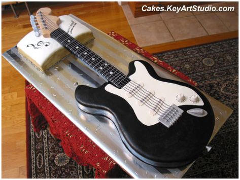 Electric Guitar Cake by Cakes.KeyArtStudio.com, via Flickr Electric Guitar Cake, Music Birthday Cakes, Guitar Birthday Cakes, Music Themed Cakes, Piano Cakes, 50 Candles, Music Cakes, Guitar Cake, Birthday Cakes For Teens