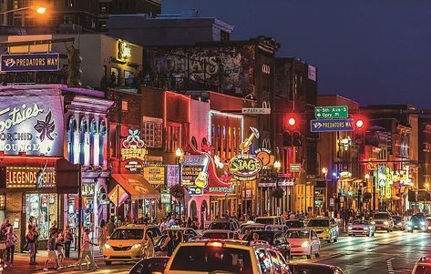 Nashville's Honky Tonk Highway, located on Lower Broadway, is a row of honky tonks pumping live music into the streets from 10am to 3am. One of the best parts: it doesn't cost a thing. Meaning no cover charge. Meaning save your money for more important things like the tip jar! Because in Music City we understand music should be shared to all. Nashville At Night, Nashville Attractions, Nashville Broadway, Nashville Hotels, Music Row, Music City Nashville, Southern Cities, Downtown Nashville, Nashville Trip