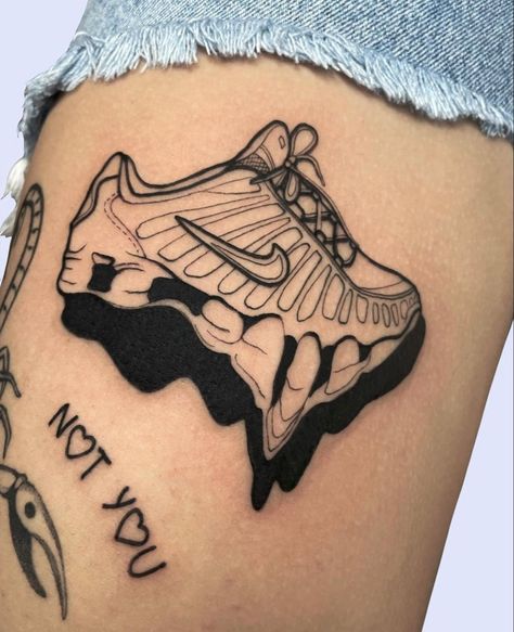 Sneakerhead Tattoo Ideas, Eagle Wing Tattoos, Beautiful Tattoo Designs, Yung Lean, Eagle Wings, Beautiful Tattoo, Tattoo Design Book, Hand Tattoos For Guys, Wings Tattoo