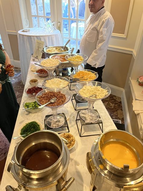 Mashed Potato Bar Wedding Receptions, Mash Potatoes Bar, Mash Potato Bar Wedding, Baked Potato Bar Wedding Receptions, Loaded Potato Bar Ideas, Wedding Potato Bar, Poutine Bar Wedding, Mashed Potato Bar Ideas, Mashed Potatoes Bar