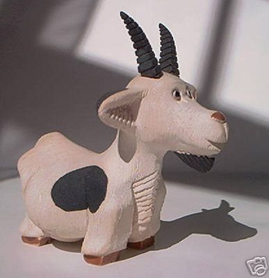 boer-goats-farmstay-bed-breakfast.com Goat Pottery Figurines. Goat Pottery, Ceramic Goat, Boer Goats, Cute Goats, Oil Pastel Art, Mountain Goat, Pinch Pots, Ceramic Ideas, Clay Animals