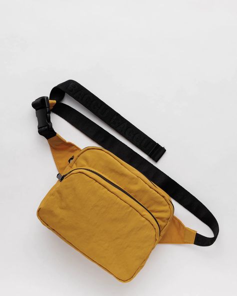 Fanny Pack : Turmeric - Baggu Baggu Fanny Pack, Pnw Style, Hands Free Bag, Small Notebook, Dark Khaki, Everyday Bag, Black Logo, Free Bag, Belts For Women