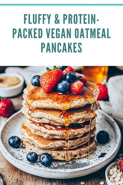 Fluffy & Protein-Packed Vegan Oatmeal Pancakes Vegan Protein Powder Pancakes, High Protein Vegan Pancakes, Healthy Vegan Pancake Recipes, Chickpeas Pancakes, Protein Pancakes Recipe Easy, Healthy Pancake Mix, Fluffy Protein Pancakes, Healthy Vegan Pancakes, Oatmeal Protein Pancakes