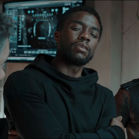 𝗱𝗲𝘀𝗰. T'Challa Icon. 𝘁𝗮𝗴𝘀. #ChadwickBoseman #T'Challa #Blackpanther #Marvel #MCU #Avengers #TheAvengers #MarvelCinematicUniverse T'Challa. T'Challa Icon. T'Challa Aesthetic. Chadwick Boseman. Chadwick Boseman Icon. Chadwick Boseman Aesthetic. Black Panther. Black Panther Icon. Black Panther Aesthetic. Marvel. Marvel Icon. Marvel Aesthetic. MCU. MCU Icon. MCU Aesthetic. Marvel Cinematic Universe. Avengers. Avengers Icon. Avengers Aesthetic. The Avengers. The Avengers Icon. Black Panther Aesthetic, Black Panther Icon, Panther Aesthetic, Avengers Icon, Michael Bakari Jordan, Black Panther Chadwick Boseman, Sew In Wig, Panther Black, Black Panther 2018