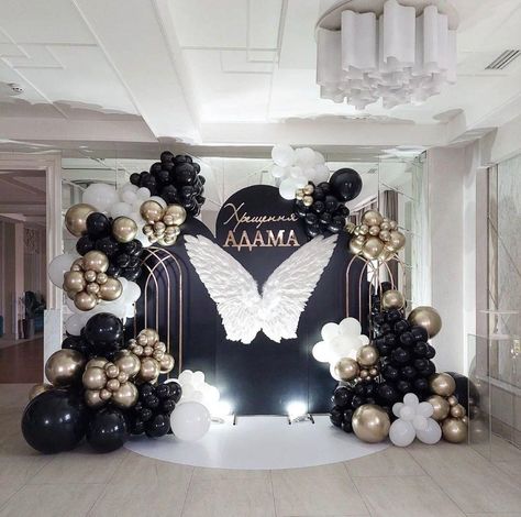 Surprise Birthday Decorations, Birthday Party Decorations For Adults, 18th Birthday Decorations, Glow Birthday Party, Sweet 17, Glow Birthday, Birthday Angel, Wedding Backdrop Design, Black And White Picture Wall