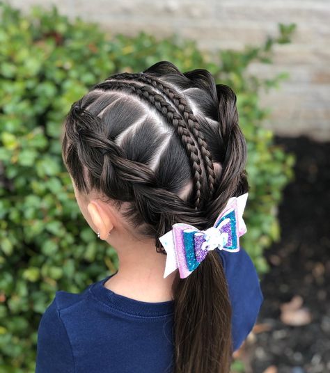 Two cornrolls down the middle with pull through braids into a low ponytail 🎀🌸💜 • Beautiful unicorn bow is from @sophiajeweldesigns🦄 since…