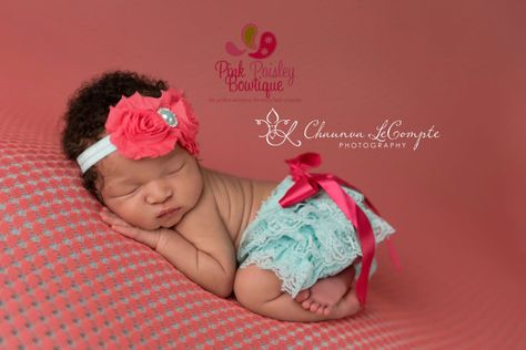 Newborn Photo Outfits, Baby Lace, Reborn Toddler, Newborn Headband, Baby Hair Accessories, Cake Smash Outfit, Baby Bloomers, Baby Diaper, Newborn Headbands