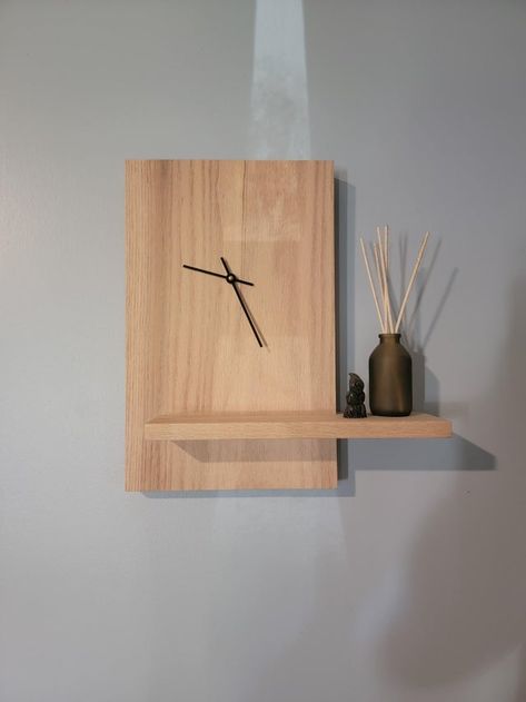 Diy Wall Clock Ideas, Wood Clock Design, Home Office Furniture Design, Best Wall Clocks, Retro Wall Clock, Wall Clock Wooden, Living Room Decor Inspiration, Diy Clock Wall, Shelf Clock