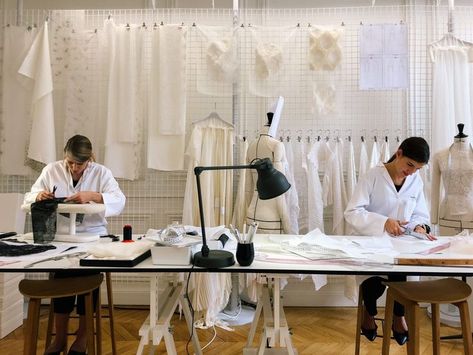 Designers Workspace, Atelier Interior, Design Studio Workspace, Fashion Dream Job, Fashion Designer Studio, Spa Rooms, Chanel Runway, The Atelier, Popsugar Fashion