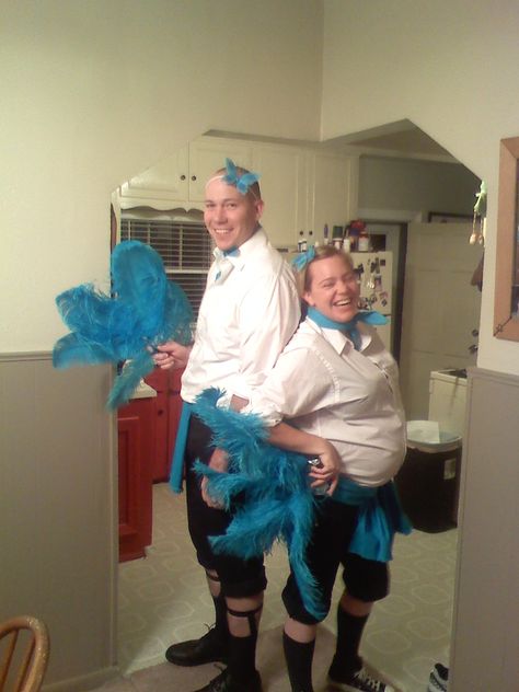 our halloween costumes in 2009....sisters...sisters. gotta love White Christmas White Christmas Sisters Costume, White Christmas Costumes, White Christmas Costume, Blue Dress Costume, Santa Bar, Sister Costumes, White Christmas Movie, Ad Ideas, Halloween Coustumes