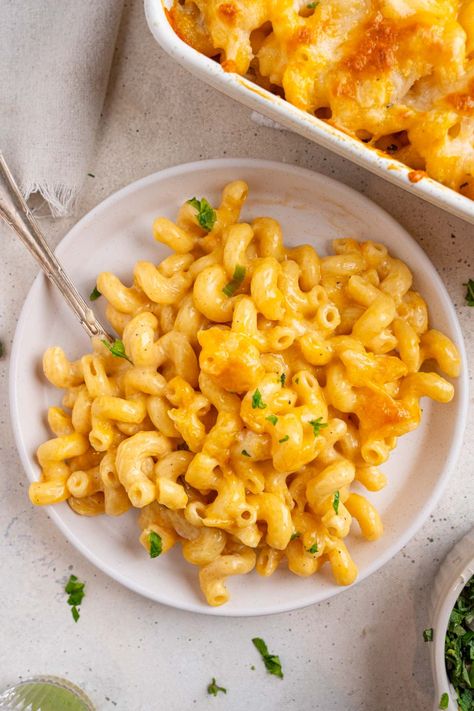 Tini's Mac And Cheese (Viral TikTok Recipe) Mac And Cheese Tinis, Tini’s Mac And Cheese, Tik Tok Mac And Cheese Recipe, Tinis Macaroni And Cheese, Tiktok Mac And Cheese, Best Mac And Cheese, Mac And Cheese Recipe, Colby Jack Cheese, Mac N Cheese Recipe