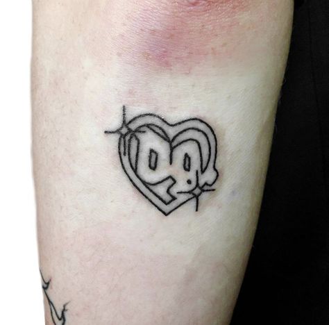 Drain Gang Tattoo, Gang Tattoo Ideas, Gang Tattoos, Drain Gang, Tooth Gems, Stick And Poke, Black Ink Tattoos, Symbolic Tattoos, Piercing Tattoo