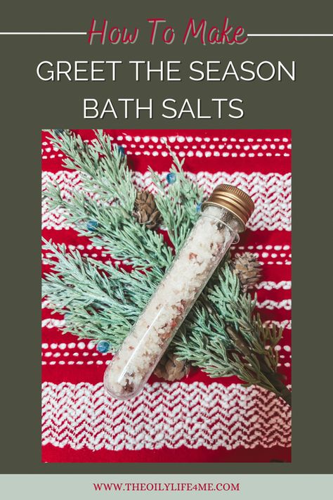 Peppermint Bath Salts Diy, Diy Bath Salt Gifts, Holiday Bath Salts, Christmas Bath Salts, Diy Bath Salts With Essential Oils, Free Holiday Gift Tags, Diy Bath Salts, Peppermint Bath Salts, Christmas Room Spray