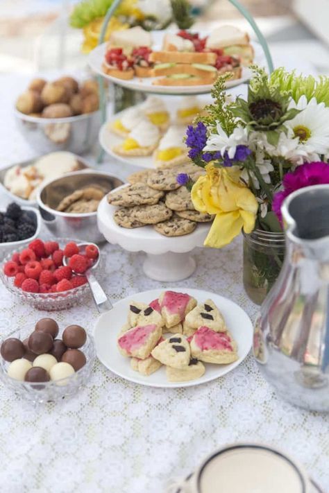 Best Simple Tea Party Ideas (2024)- So Festive! Classroom Tea Party Ideas, How To Host A Tea Party For Adults, Easy Tea Party Food, Simple Tea Party, Publishing Party, Tea Party At Home, Tea Party Picnic, Fancy Tea Party, Autumn Tea Party