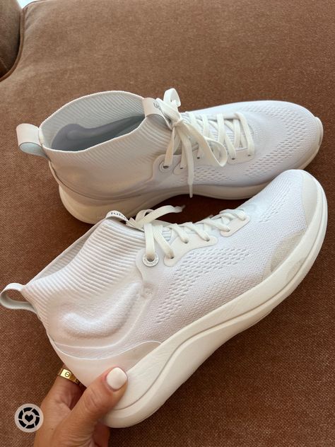 Lululemon Sneakers, Lululemon Shoes, Womens Workout Shoes, Weight Lifting Shoes, Workout Shoes, Weight Lifting, White Sneaker, Capsule Wardrobe, Workout Clothes