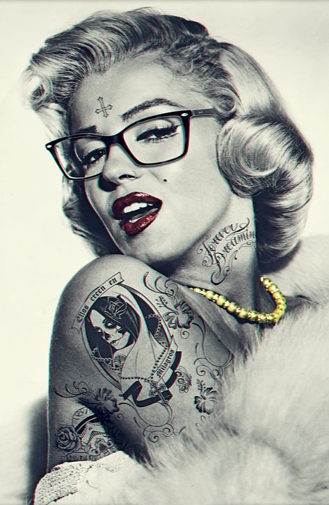 Crazy Sketches, Monroe Drawing, Marilyn Monroe Drawing, Marilyn Monroe Wallpaper, Marilyn Monroe Tattoo, Marilyn Monroe Painting, Marilyn Monroe Artwork, Unique Butterfly Tattoos, Unique Tattoos For Men