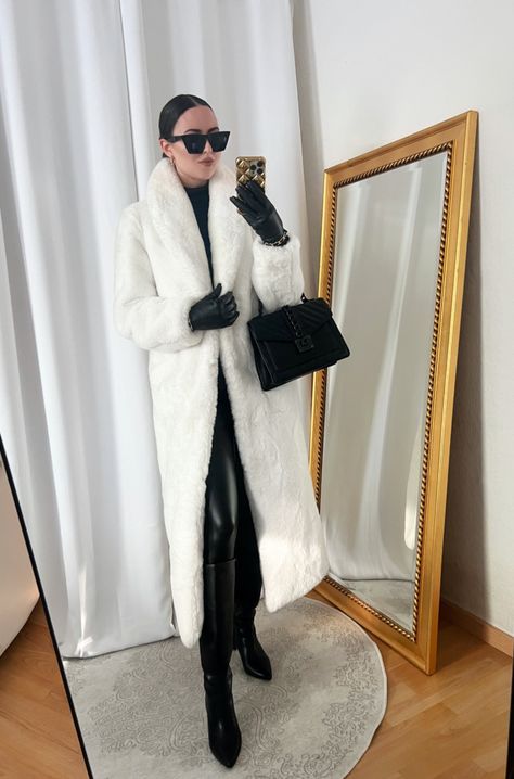 White Fur Coat Outfit – IN AN ELEGANT FASHION White Fur Coat Outfit Classy, Long White Fur Coat Outfit, Cream Fur Coat Outfit, Fur Trench Coat Outfit, White Fur Jacket Outfit, White Faux Fur Coat Outfit, Long Fur Coat Outfit, White Fur Outfit, White Fur Coat Outfit