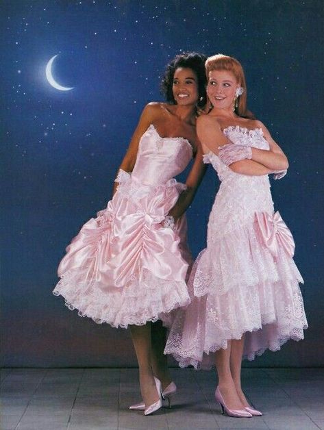 Seventeen Magazine, May 1991. Prom Dresses 80s, Ugly Prom Dress, 8th Grade Prom Dresses, 90s Prom Dresses, Doug Funnie, 1980s Prom, Ugly Dresses, 90s Prom, 80s Prom Dress