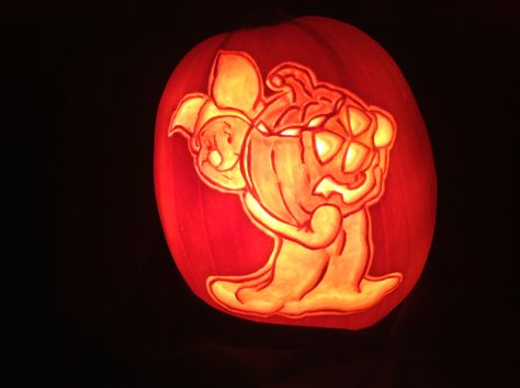 Piglet Pumpkin carved by Jason Burns Piglet Pumpkin Carving, Pumpkin Carved, Pumpkin Painted, Pumpkin Carving Ideas, Pumpkin Carving Templates, Carving Ideas, Pumpkin Faces, Fall Pictures, Painted Pumpkins