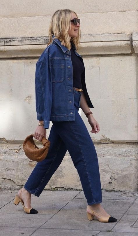 Bottega Jodie Outfit, Mini Jodie Outfit, French Outfits, Japan Outfits, Mini Jodie, Mini Outfit, Jeans Outfit Women, Denim Jacket Outfit, Bottega Jodie