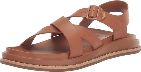 Best Travel Sandals, Best Walking Sandals, Comfortable Walking Sandals, Travel Sandals, Chaco Sandals, Travel Fashion Girl, Chacos Sandals, Comfy Sandals, Womens Sandals Summer