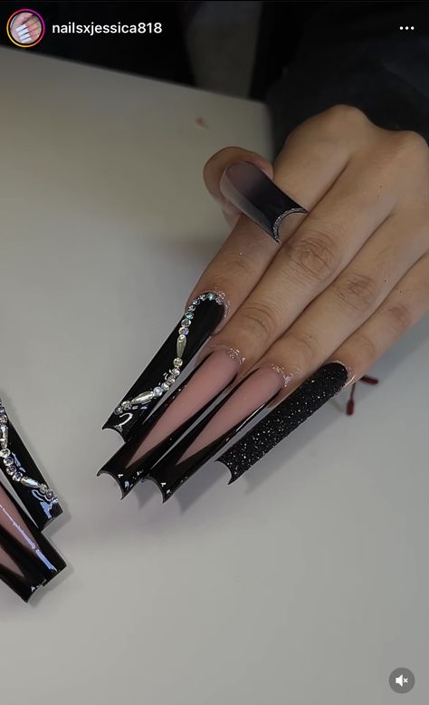 Black Nail Square Designs, Black Acrylic Nail Designs, Long Square Nails, Confetti Nails, Tapered Square Nails, Black Acrylic Nails, Punk Nails, Colored Acrylic Nails, Glow Nails