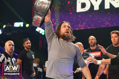 Bryan Danielson Aew, Male Wrestlers, Bryan Danielson, All Elite Wrestling, Daniel Bryan, Kenny Omega, Pro Wrestling, Wrestling, Quick Saves