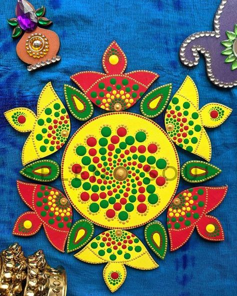 Mandala Tools, Acrylic Rangoli, Doodle Paint, Baby Bunting, Rangoli Designs Diwali, Rangoli With Dots, Hindu Festivals, Mandala Dots, Mandala Design Art