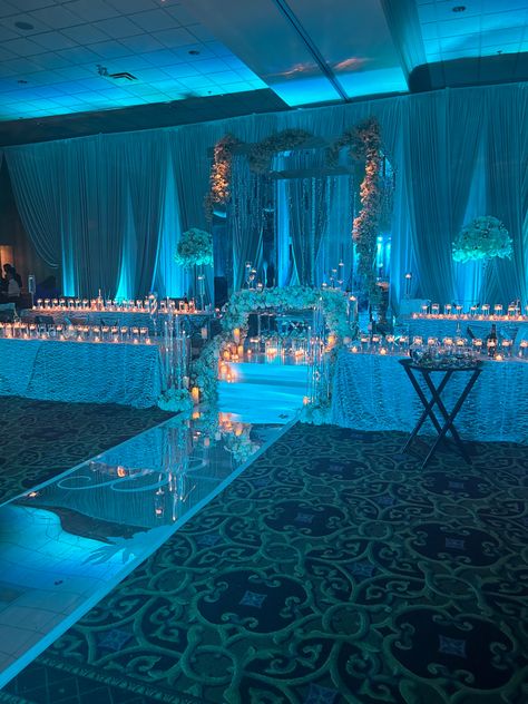 Head table/sweetheart table Winter Wonderland Wedding, Wonderland Wedding, Head Table, Sweetheart Table, Sweet 16, Wedding Inspo, Winter Wonderland