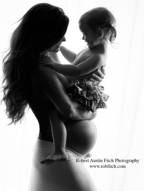 Photos In Nyc, Family Maternity Pictures, Dear Mama, Milk Bath Maternity, Maternity Studio, Foto Top, Maternity Inspiration, Newborn Baby Photos, Maternity Poses