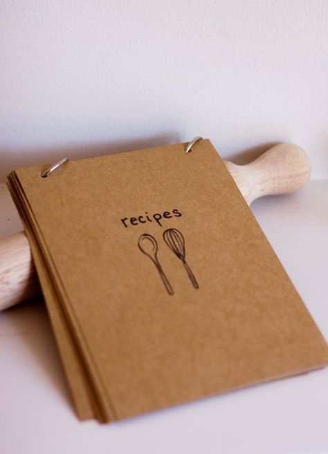 Handmade Recipe Cards, Blank Recipe Cards, Homemade Recipe Books, Recipe Book Design, Recipe Book Diy, Cookbook Design, Recipe Scrapbook, Graphisches Design, Handmade Things