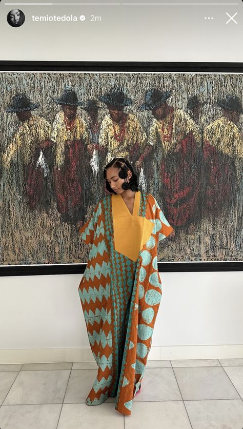 Bubu Dress, Headwrap Hairstyles, Dress Rich, Boubou Styles For Women, Bubu Gown Styles, Chic Dress Classy, African Print Clothing, African Dresses Modern, African Inspired Clothing