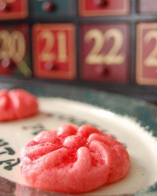 Christmas Cookies: Cherry Almond Jello Cookies Almond Jello, Jello Cookies, Cookie Jars For Sale, Spritz Cookie Recipe, Cherry Bark, Spritz Cookies, Cookie Press, Cherry Almond, Eat Dessert First