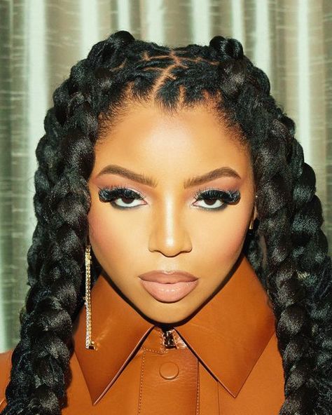 Chloe Hairstyles, Haley Bailey, Chloe And Halle, Large Box Braids, Loc Hairstyles, Beautiful Locs, Chloe Bailey, Jumbo Box Braids, Editorial Hair