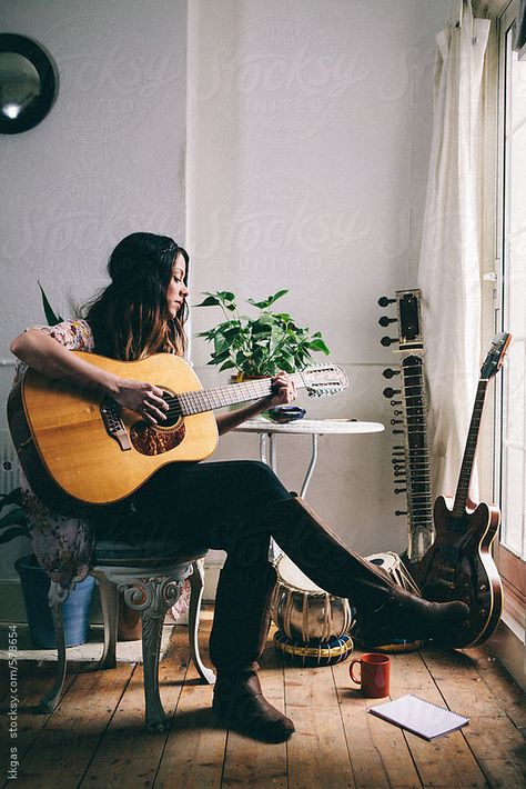 Playing Guitar Aesthetic, Guitar Pose, Woman Playing Guitar, Guitarist Photography, Guitar Portrait, Olivia Campbell, Music Photoshoot, Guitar Aesthetic, 4k Wallpaper Iphone