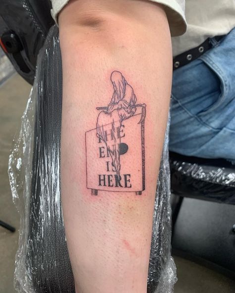 The End Is Near Tattoo, I Know The End Tattoo, Pheobe Bridgers Tattoo Ideas, Tattoos Phoebe Bridgers, Phoebe Bridgers Tattoo, The End Is Near, Phoebe Bridgers, Tattoo Inspo, I Tattoo