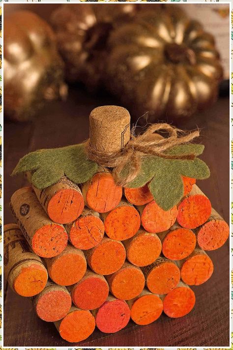 Thanksgiving Decorations - Is that what you want? Take action immediately while all are still fresh in your mind. Visit IMMEDIATELY to view more. Corks Pumpkin, Creepy Halloween Decorations, Diy Table Decor, Thanksgiving Decorations Diy, Crafts For Adults, Pumpkin Thanksgiving, Orange Decor, Creative Soul, Wine Corks