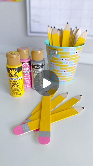 Pencil Sticks For Classroom, Popsicle Stick Pencil Craft, Pencil Popsicle Sticks, Popsicle Sticks Names Classroom, Classroom Popsicle Sticks, Pencil Name Sticks, Painted Popsicle Sticks, Pencil Craft For Preschoolers, Popsicle Stick Painting