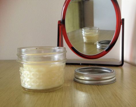 Natural Wax Hair Removal, Diy Hair Wax, Wax Homemade, Diy Natural Hair, Beeswax Recipes, Natural Hair Styling, Scrub Corpo, Natural Hair Diy, Homemade Lip Balm