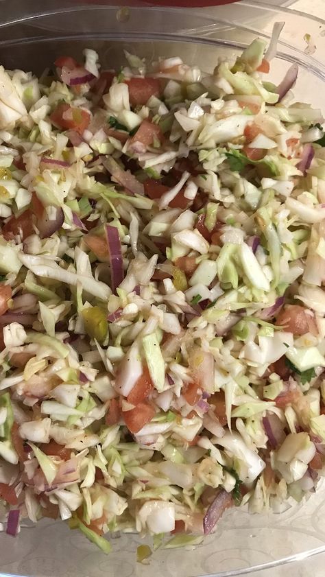 Mexican Cabbage Salsa, Mexican Coleslaw Recipe, Fresh Salsa Recipe Homemade, Mexican Coleslaw, Cabbage Salsa, Mexican Slaw, Fresh Salsa Recipe, Cabbage Salad Recipes, Recipes Mexican