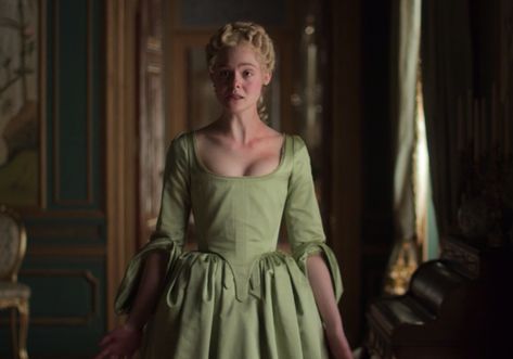 The Great Outfits, The Great Hulu, Rococo Fashion, Great Outfits, Girls 21st, House Of Dragons, Elle Fanning, Historical Costume, Star Girl