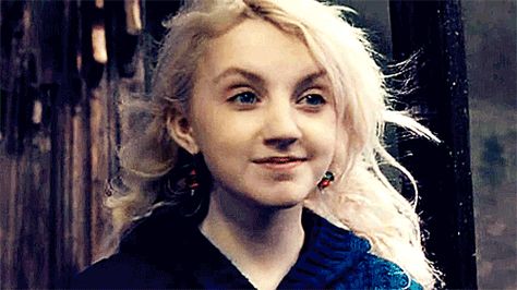 Luna Lovegood Gif, Harry Potter Luna, Weasley Twins, Harry Potter Gif, Potter Facts, Harry Potter Actors, Harry Potter Films, Harry Potter Facts, Harry Potter Cast