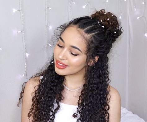 Curly Prom Hair, Cute Prom Hairstyles, Simple Prom Hair, Cute Curly Hairstyles, Hoco Hairstyles, Graduation Hairstyles, Hair Straight, Fancy Hairstyles, Prom Hairstyles