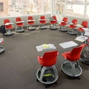 Gorgeous classroom design ideas for back to school 09 21st Century Learning Spaces, 21st Century Classroom, Classroom Seating, Classroom Makeover, Modern Classroom, Classroom Layout, School Interior, 21st Century Learning, Conference Design