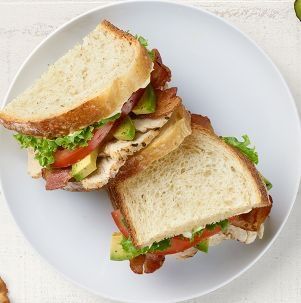 Avocado Blt Sandwich, Bacon Turkey Bravo, Blt Sandwich Recipes, Avocado Sandwich Recipes, Turkey Blt, Turkey Avocado, Bacon Blt, Easy Fast Dinner Recipes, Avocado Blt