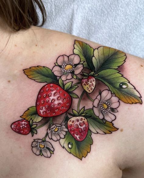 Cute Tattoo Designs, Strawberry Tattoo, Fruit Tattoo, American Traditional Tattoo Ideas, Traditional Tattoo Ideas, Trending Tattoo, Food Tattoos, Petit Tattoo, Canada Quebec