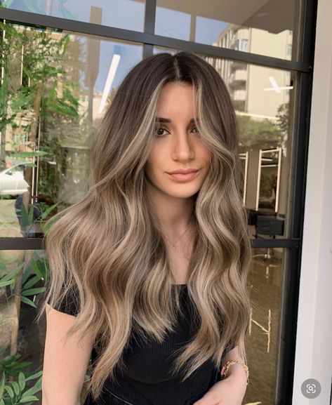 Pretty Balayage, Highlights Brown Hair Balayage, Light Brunette Hair, Light Brown Balayage, Balayage Hairstyle, Balayage Straight Hair, Rambut Brunette, Beige Hair, Brown Hair Looks