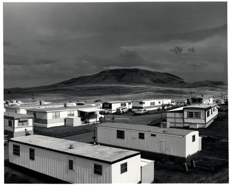 Robert Adams - Mobile Homes, Jefferson County, Colorado, 1973 Robert Adams Photography, New Topographics, Robert Adams, British Journal Of Photography, Adams Homes, American Photography, Walker Evans, Edward Weston, Western Landscape