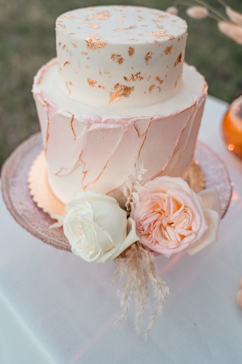 Birthday Cake Feminine, Boho Pink Birthday Cake, Small Two Tier Cake Birthday, Boho Chic Birthday Cake, Pink And Gold Baby Shower Cake, Boho Birthday Cake Girl, Pink Gold White Cake, White And Rose Gold Cake, Rose Gold Cake Ideas