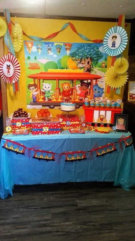 Daniel The Tiger Birthday Party, Daniel Tiger Birthday Party Ideas, Tiger Birthday Party Ideas, Daniel Tiger Party Decorations, Daniel Tiger Party, Daniel Tiger Birthday Party, Tiger Party, Tiger Birthday Party